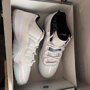 Just wear them one time they and great condition